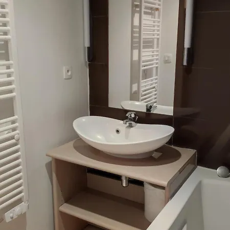 Apartment Duplex T3 A Avec Terrasse, Piscine, Sauna Et Parking - Capacite 6 Personnes - Fr-1-165b-53